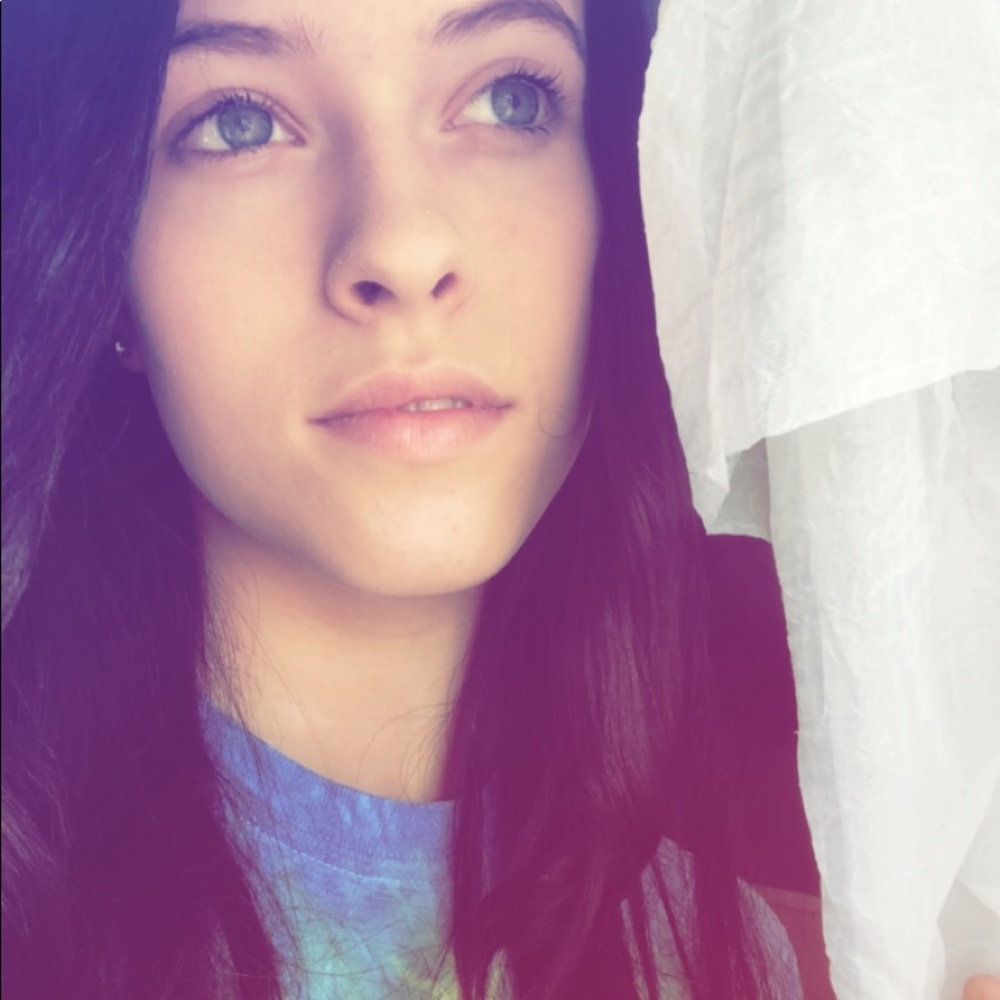 Meet your Posher, Makenna